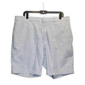 Orvis Men's Striped Shorts in Navy and White